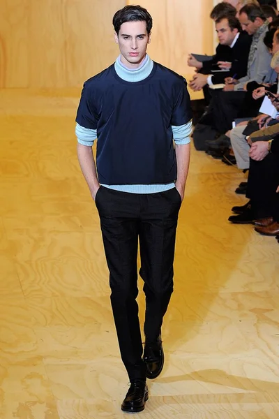 Look 40